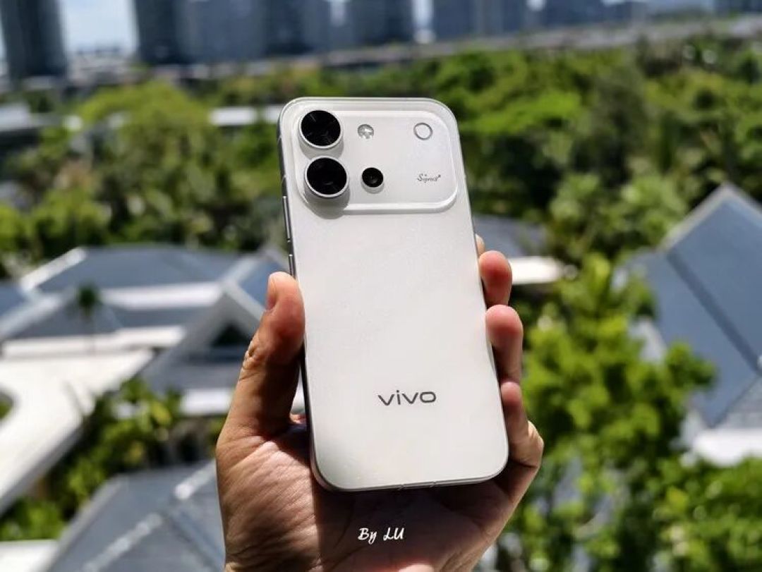 没有 Pro 的这一年,vivo S60 把“Pro”缝进了标准版