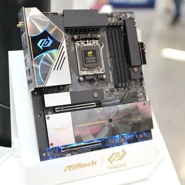 Computex 2026：华擎Taichi十周年，纯白主板、3D水冷与540Hz显示器齐登场
