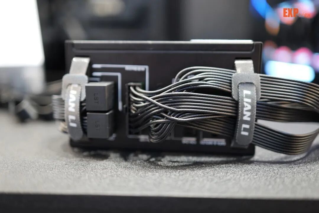 Computex 2026:底部可调角度进气扇、模块化水冷风扇,联力带来多款创新新品