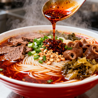 东北老式麻辣烫红油汤底的香气密码：三类原料协同与分阶控温工艺