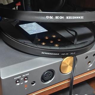 森海塞尔HD380 Pro vs HD25：监听耳机怎么选才不踩坑？