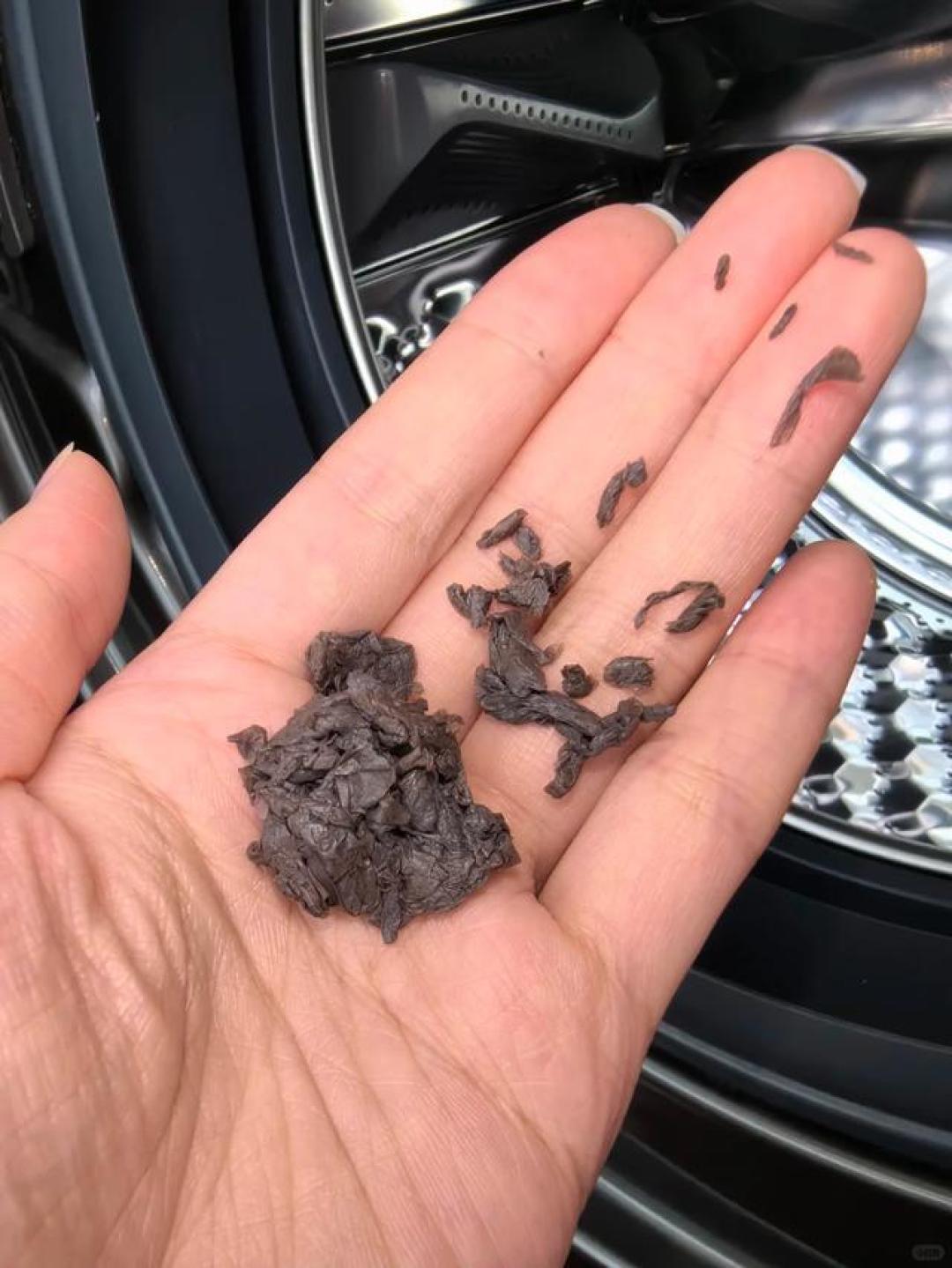 全家衣物一机洗,为何越洗越脏还伤肤?这三大坑你早该知道