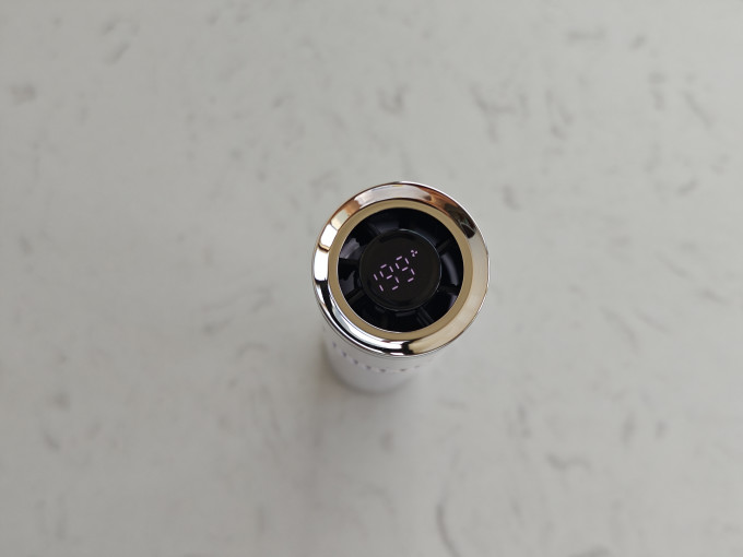 西圣手持风扇