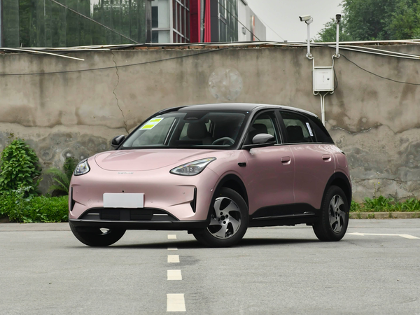 新手小白10万预算辅助驾驶怎么选。