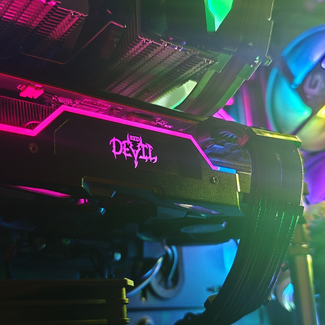 几百块搞定撼讯红魔RX5700XT，鲁大师38万分2K守门员显卡晒个单