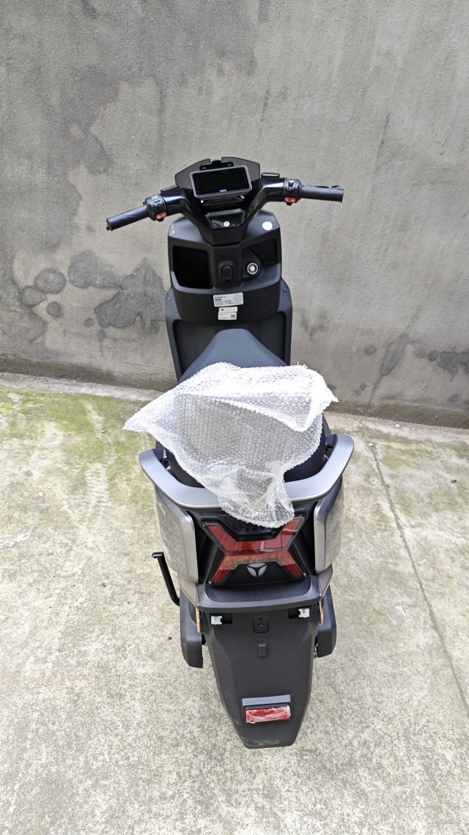 雅迪电动车整车