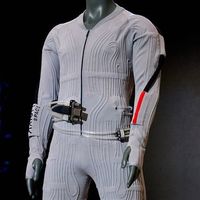 奢侈品牌Prada进军航天业！为NASA提供登月宇航服 内衣自带通风