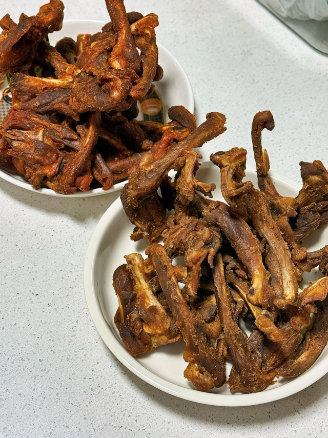 陈阿炳风干鸭架｜一款天菜零食