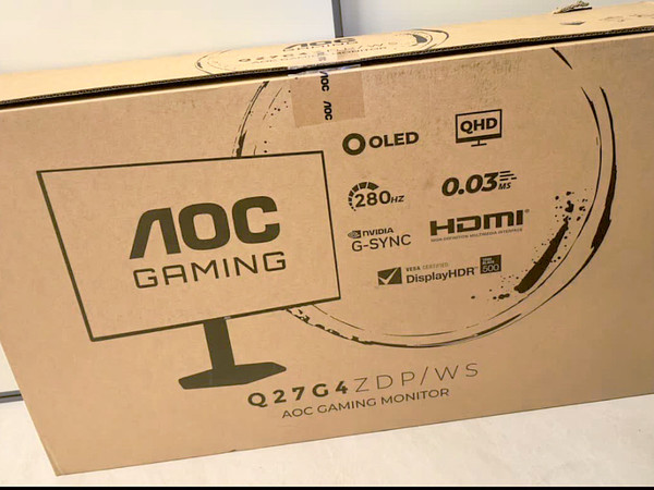 熬夜写码不累眼？AOC宙斯盾U27G4双模显示器深度测评
