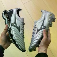 MORELIA LS能当潮鞋穿吗？真相：帅但伤脚，每周别超两次