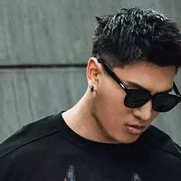【值友实测】69元拿下肌肉狗高街T！告别“湿身”社死现场