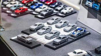 1:64合金小车爆火背后：从童年玩具到轻收藏新宠