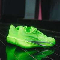 狂潮5 Pro vs 轻狂5：谁才是你的实战后卫神鞋？
