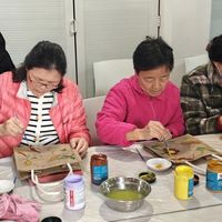 爆改黄麻袋：是废物利用，还是新消费陷阱？