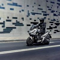2026款本田ADV350：4万级最稳通勤摩旅搭子，增配不加价但别想越野