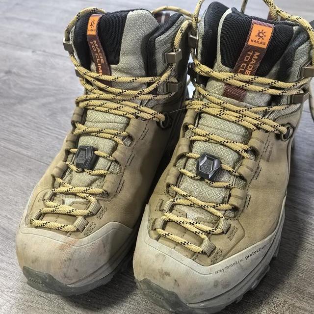 新手别乱买登山鞋！90%崴脚都因这3个误区