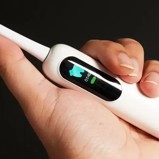 不做低价劣质，双模式FIONX电动牙刷测评，专攻复杂牙况深度兼容