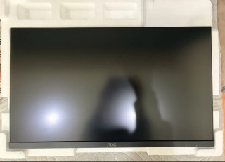 电竞办公两不误的HKC显示器