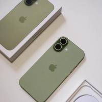iPhone 17 Pro vs 小米17 Ultra：谁才是2026视频旗舰真王者？