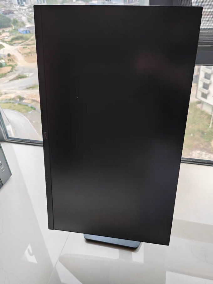 惠科显示器