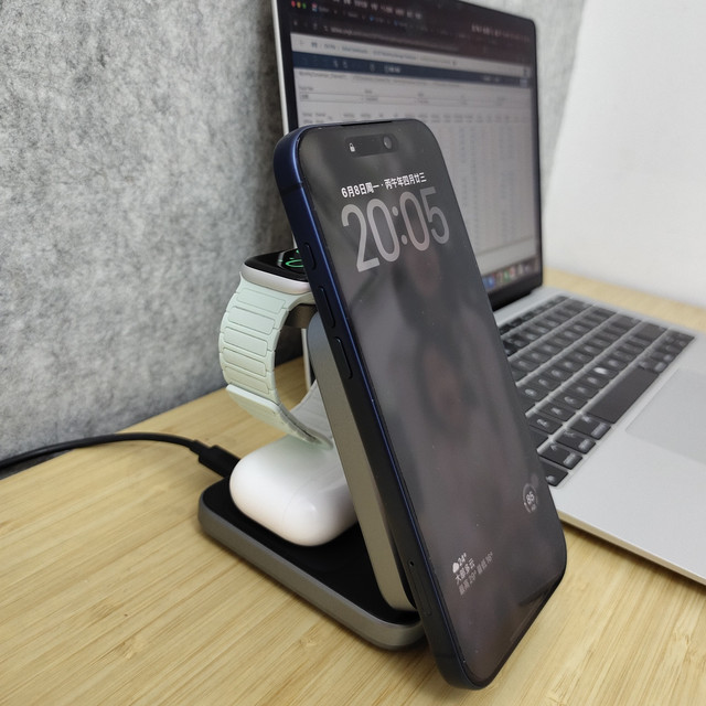 苹果全家桶用户冲！Anker Prime三折叠风冷无线充+磁吸充电宝分享