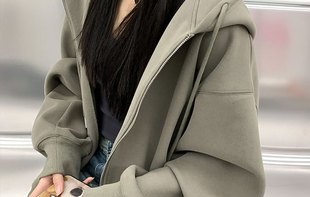 灰色卫衣穿对版型，五种风格轻松拿捏