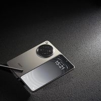 折叠屏办公三强对决：谁才是你的AI移动工作站？