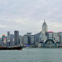 2026黄金回收避坑指南：品牌店、银行、专业平台怎么选最划算？
