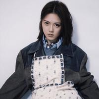 15万镶钻围裙卖空！MiuMiu用劳动符号引爆奢侈圈层