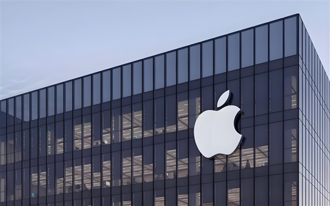 苹果MacBook Pro屏幕变色：因极限负载下芯片温度突破100℃
