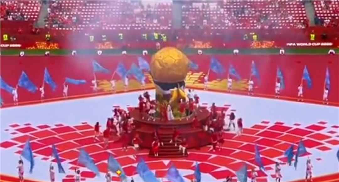 2026世界杯加拿大开幕式又翻车了：巨型大力神杯当场漏气瘪塌
