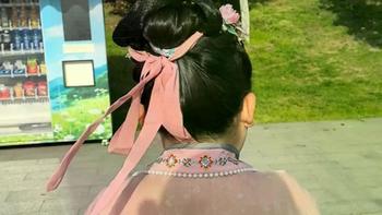 宋制汉服两极分化：日常通勤VS华丽出片，你站哪一边？