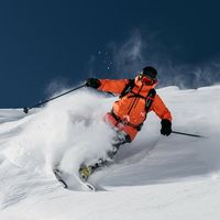滑雪服怎么选？防水透气保暖三大指标全解析，新手老手都避坑