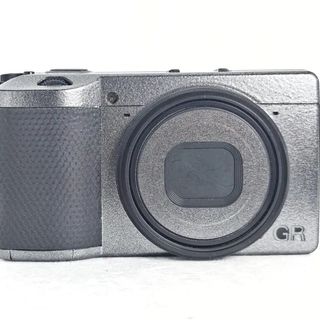 28mm街拍三剑客:GR3、X70、Q3谁更值得入手?