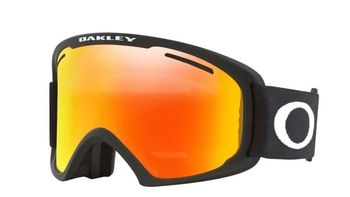 滑雪镜怎么选？Oakley多镜片精准控光 vs 南恩变色一镜通滑，谁更靠谱？