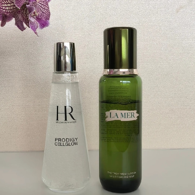 干皮别纠结贵妇水了！精粹水 vs 小露珠，选对季节才是真的香