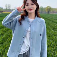 微胖运动穿搭真相：高腰+垂感面料=显瘦又百搭
