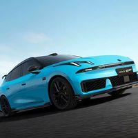 领克07 GT vs 腾势Z9GT：15万插混实用派硬刚30万纯电豪华GT