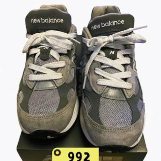 通勤选990V6，慢跑选胜利22？两双顶流缓震鞋到底怎么挑