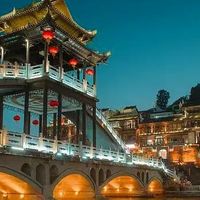 走进凤凰古城，沱江边的水墨画卷之旅