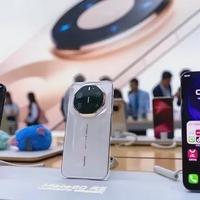 华为Mate80系列怎么选？标准版走量，风驰版靠主动散热杀出重围