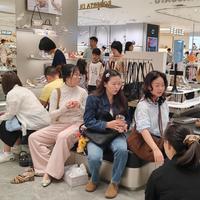 女鞋舒适真相：思加图软、百丽稳、千百度磨脚？实测拆解三大品牌真实体验