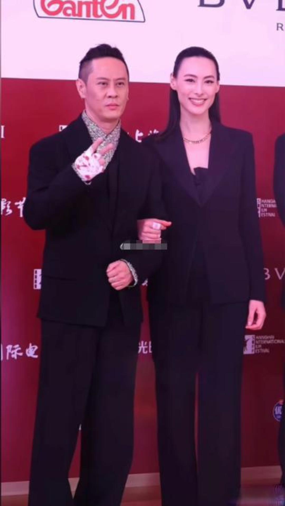 梁洛施携导演男友亮相上影节,告别豪门往事,凭作品强势归来