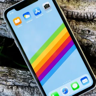 iOS 27 居然还支持 iPhone 11？八年更新，苹果这步棋够狠