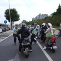 你的电动车可能是摩托车！北京严查挂错牌，抓到就扣9分罚200！