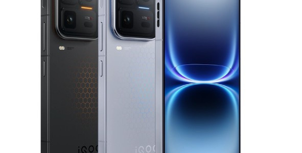4000元档硬刚！红米K90 Pro Max双芯猛兽 vs OPPO Reno16 Pro实况神机，谁更值得冲？