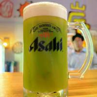 抹茶+朝日啤酒爆火！清爽解腻还是翻车？配方大拆解