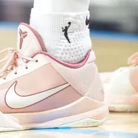 【WNBA每日上脚】凯特琳继承人是她！专属Kobe 5一人独享？