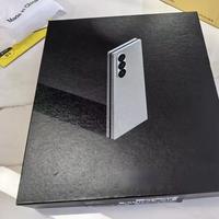 三星Z Fold6跌破4000元，折叠屏真香还是智商税？