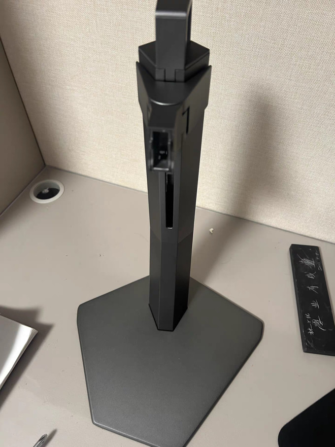 显示器